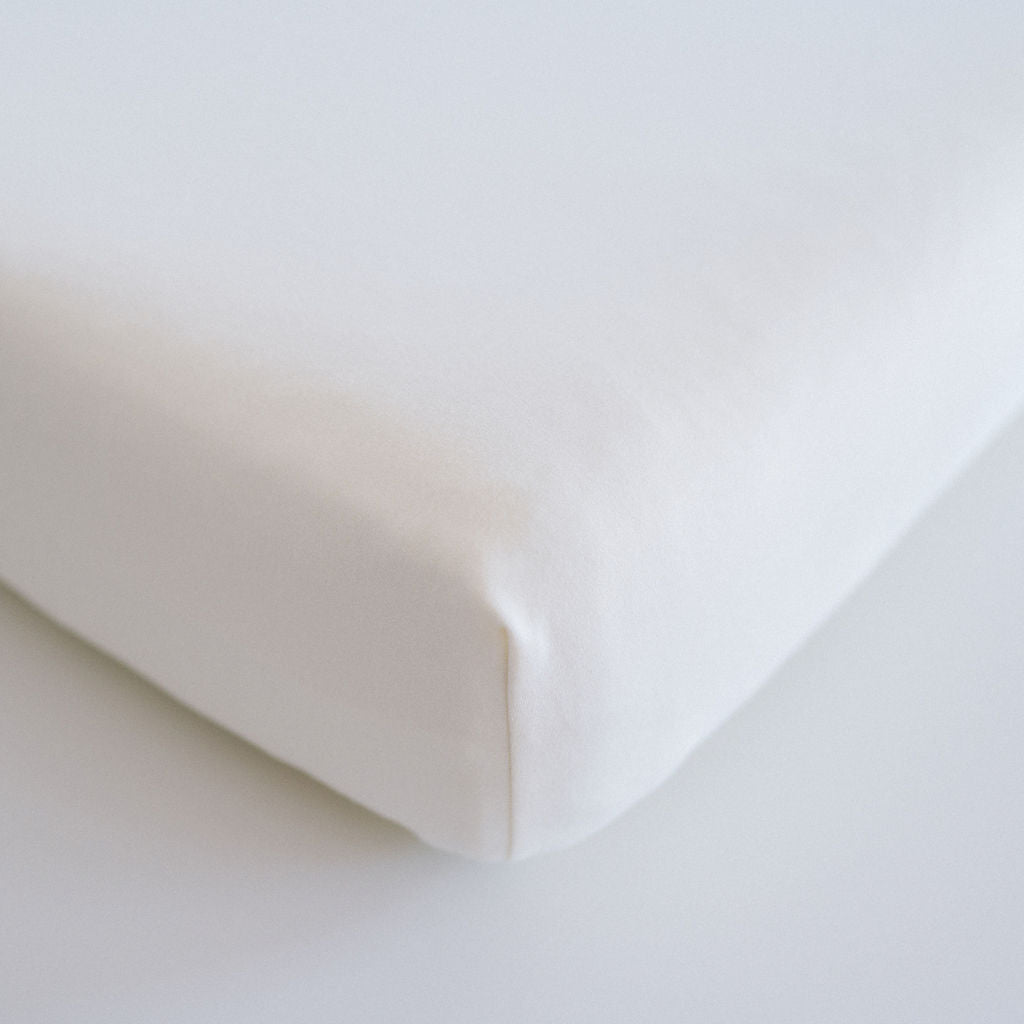 Waterproof Cotton Crib Sheet - Pearl