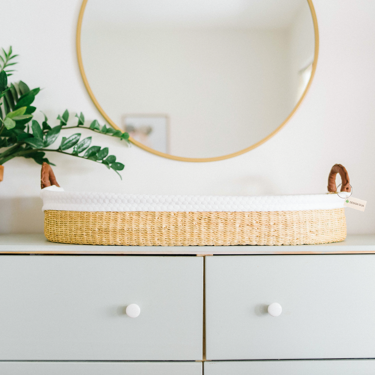 Wicker changing clearance pad basket