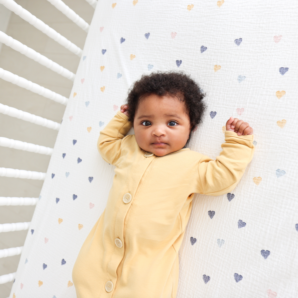 Waterproof Cotton Crib Sheet - Muslin Hearts