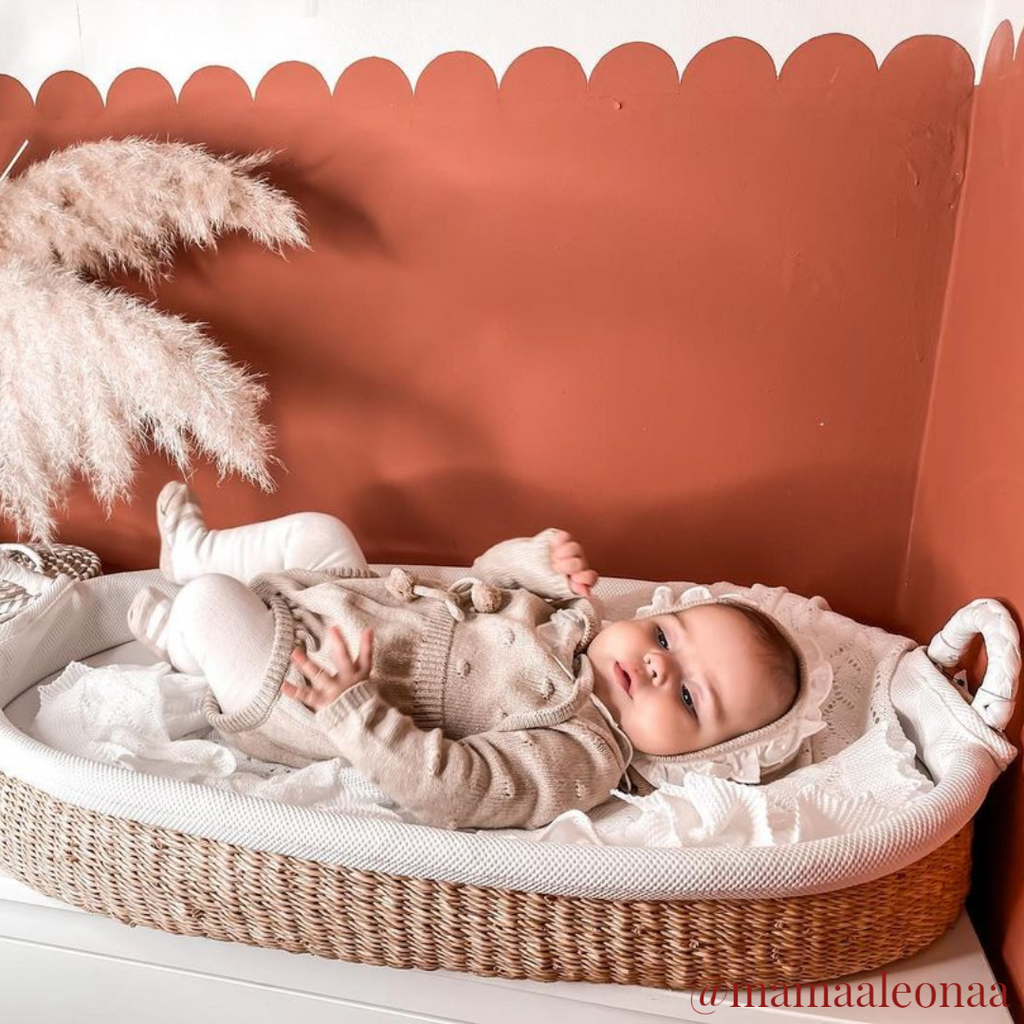 Handwoven Changing Basket: Natural White
