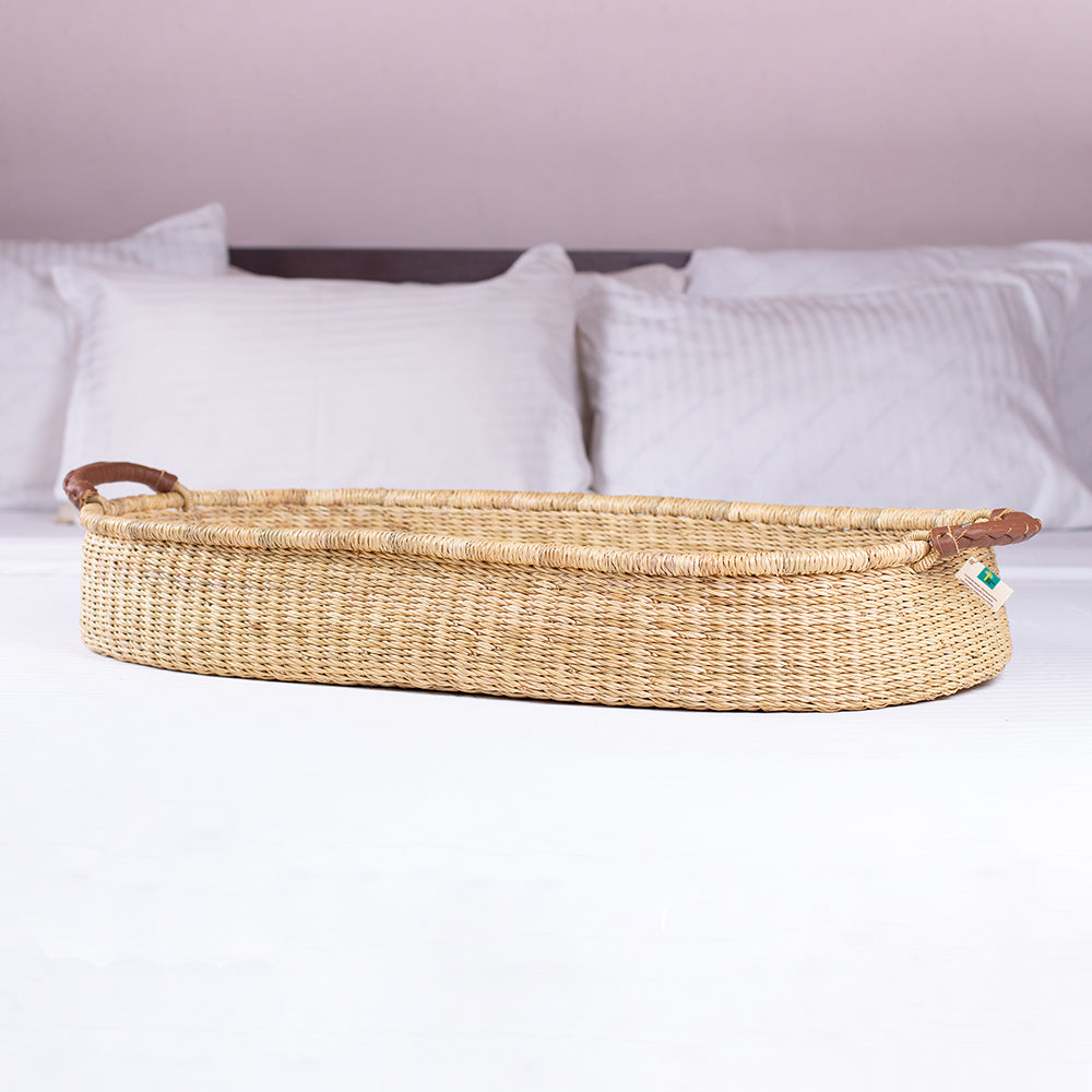 Handwoven Changing Basket: Natural