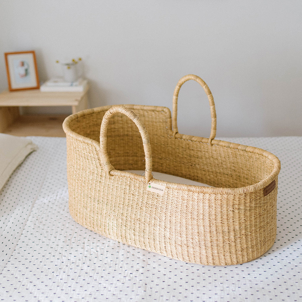 Signature Bilia Bassinet: Vegan (No Leather Handle/ Only Grass)