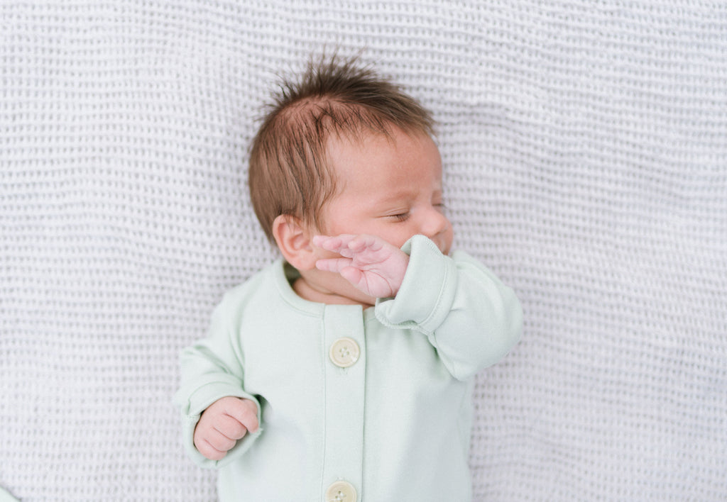 Organic Newborn Knotted Gown - Mint