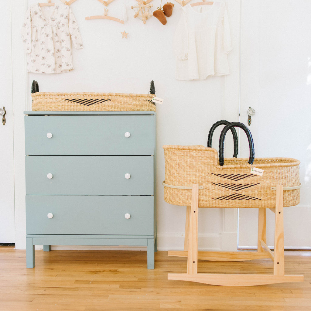 Signature Bilia Bassinet & Changing Basket Combo: Midnight Diamond