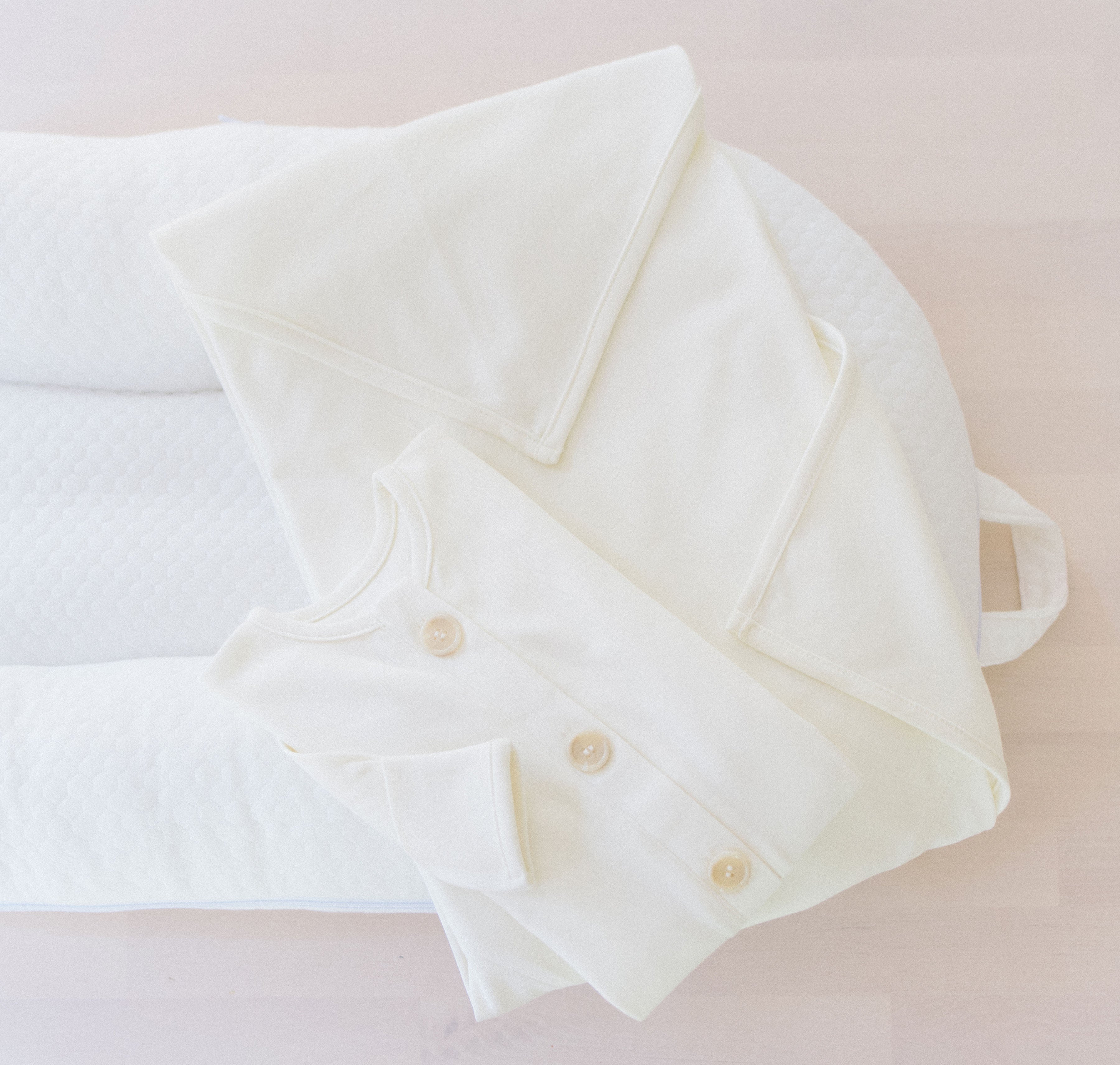 Moses Pod & Sleep Essentials Bundle (4 Colors Available) Design Dua.