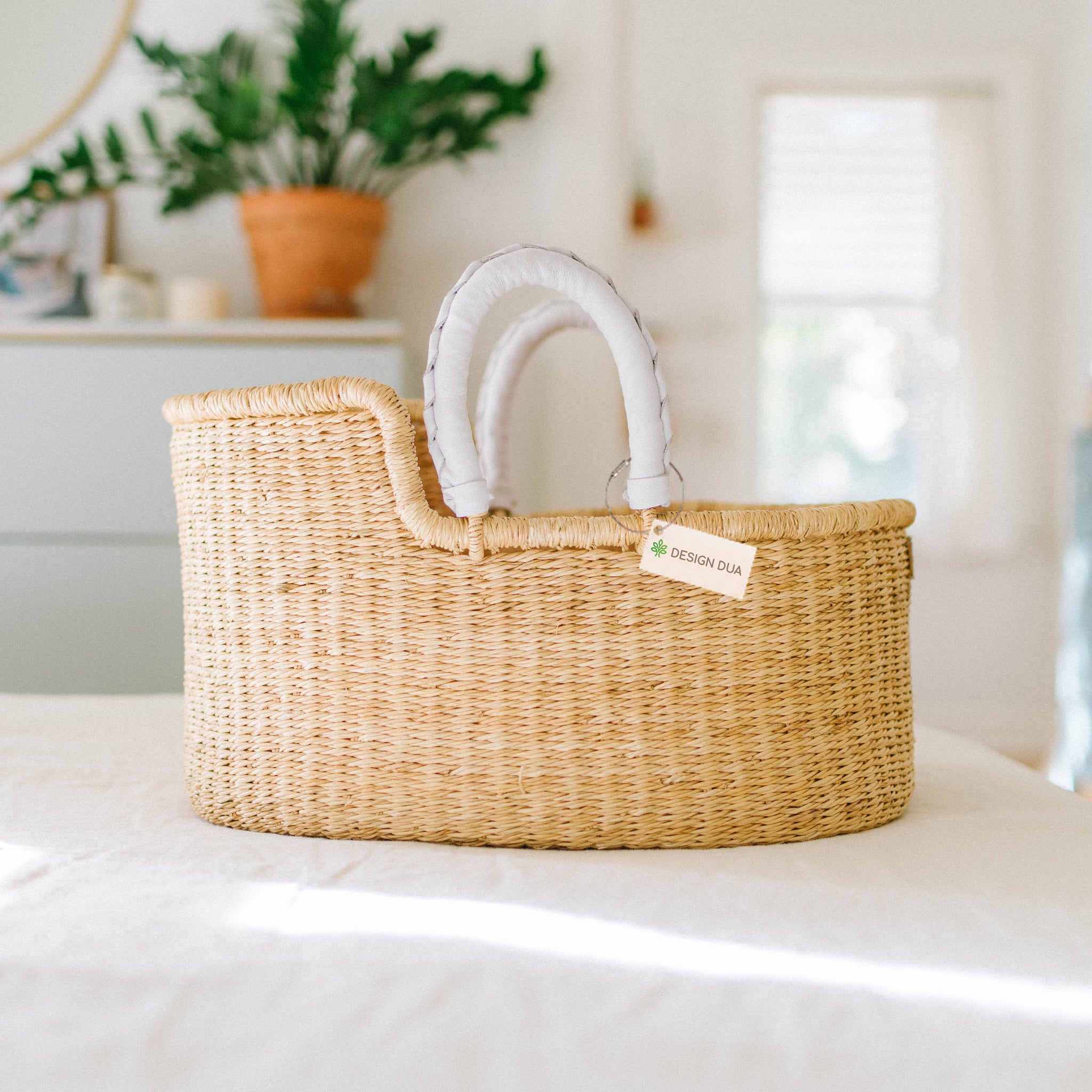 Signature Bilia Bassinet & Doll Basket Combo: Natural - White