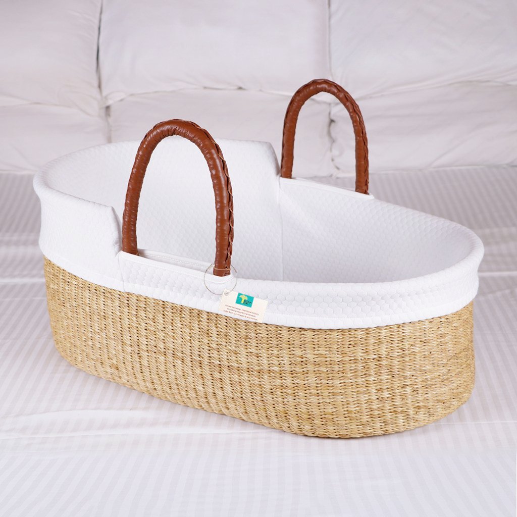 White Bundle for Bilia Bassinet (Stand +Liner + Sheet (Basket Not Included)  Modern