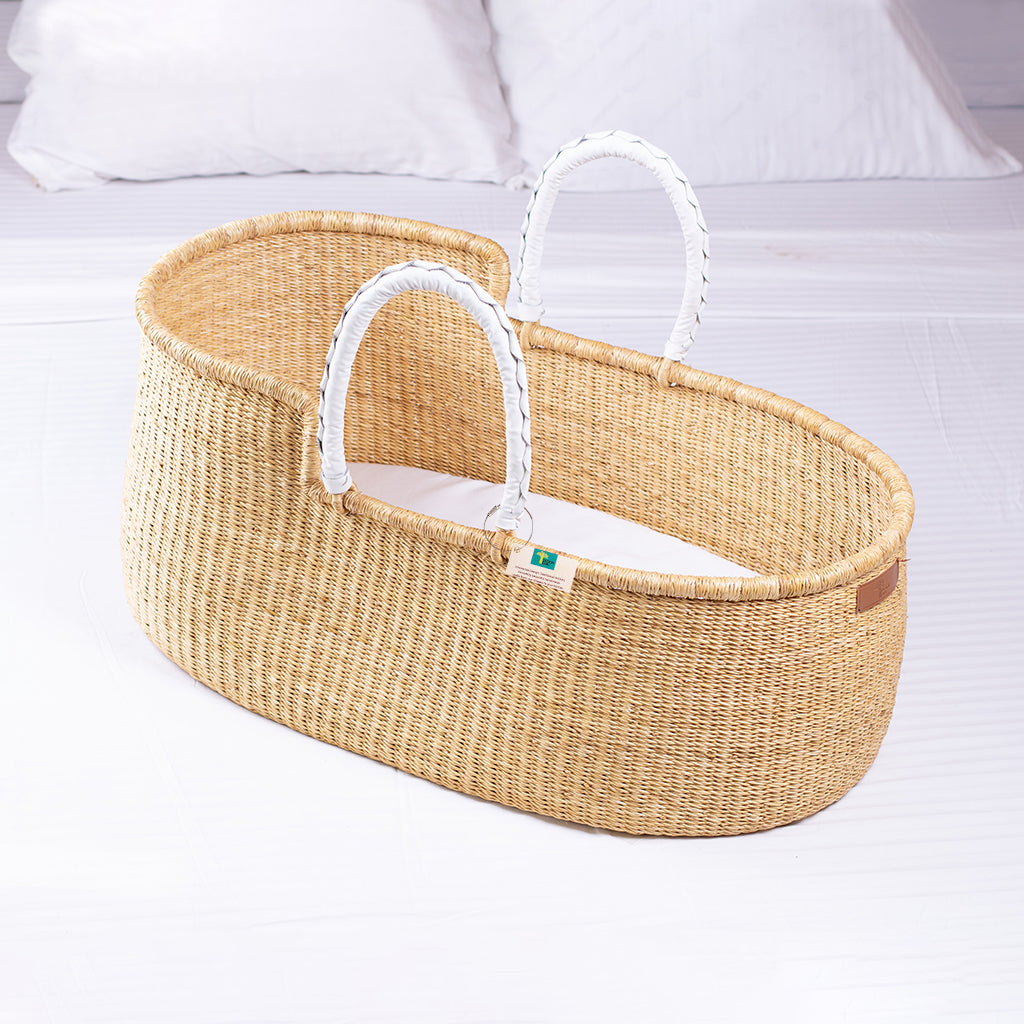 Signature Bilia Bassinet- Natural (White Leather)