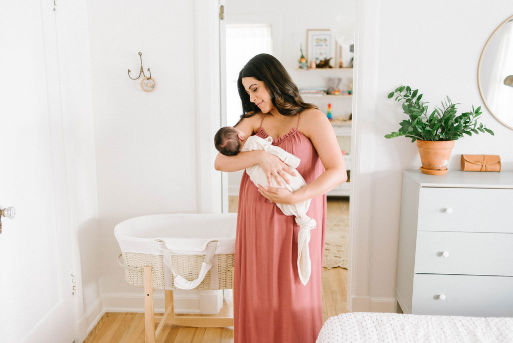 Organic Newborn Knotted Gown - Daffodil